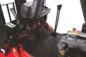Бензиновый погрузчик EP CPQD15T8 2W330 Nissan K21